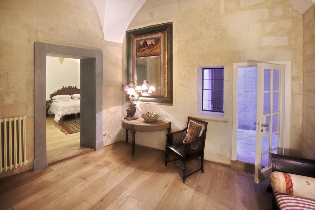 B&B Palazzo Gorgoni Lecce Rum bild